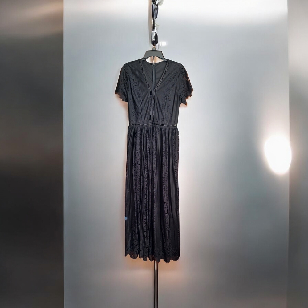 Chic Black Midi Dress